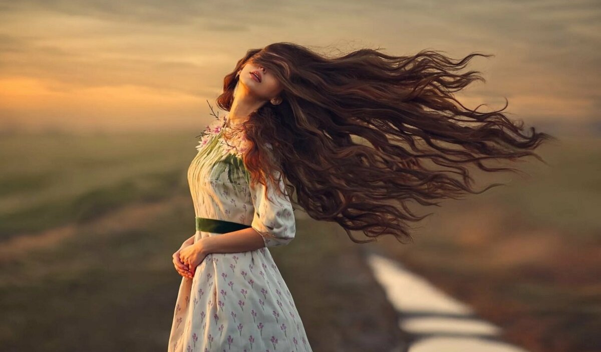 Свято 17 червня: в день Митрофана зверталися до вітру і шукали суницю