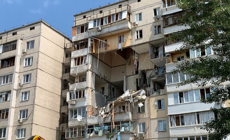 Жертвами вибуху в житловому будинку на Позняках видали неіснуючі квартири - today.ua