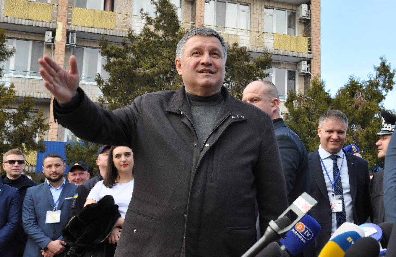 МВД требует денег: Аваков срочно обратился к премьер-министру за 2,5 млрд гривен