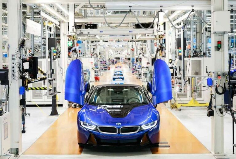 BMW прекратил производство своей самой дорогой модели - today.ua