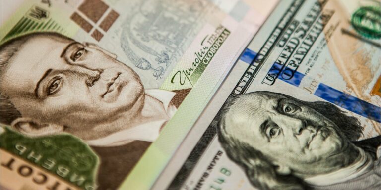 Курс валют на понеділок, 30 червня: гривня відвоювала у долара менше копійки - today.ua