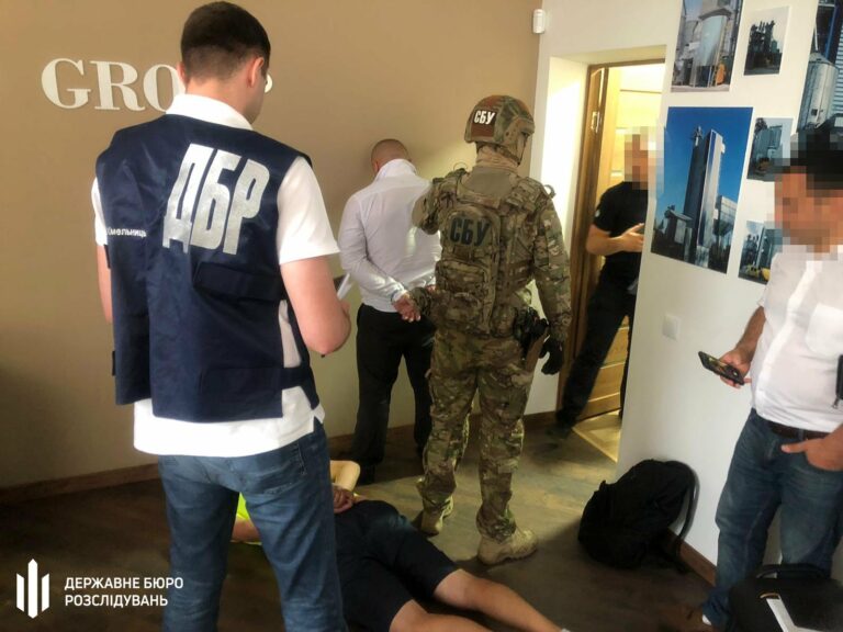 Громкая операция силовиков в Виннице: ГБР задержало “советника“ президента и генерала СБУ - today.ua