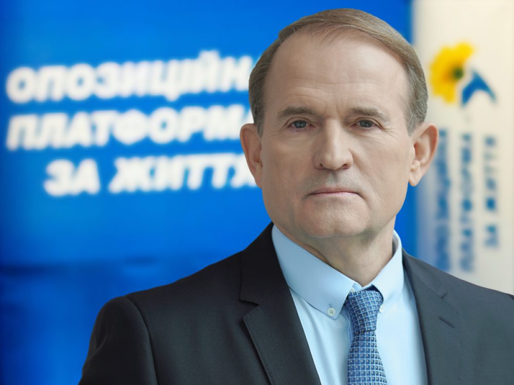 Небо – не для бідних: в умовах суворого карантину літак Медведчука 16 разів літав між Києвом та Ужгородом