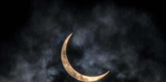 Сьогоднішнє сонячне затемнення рве Інтернет: зловісна краса палаючого кільця - today.ua