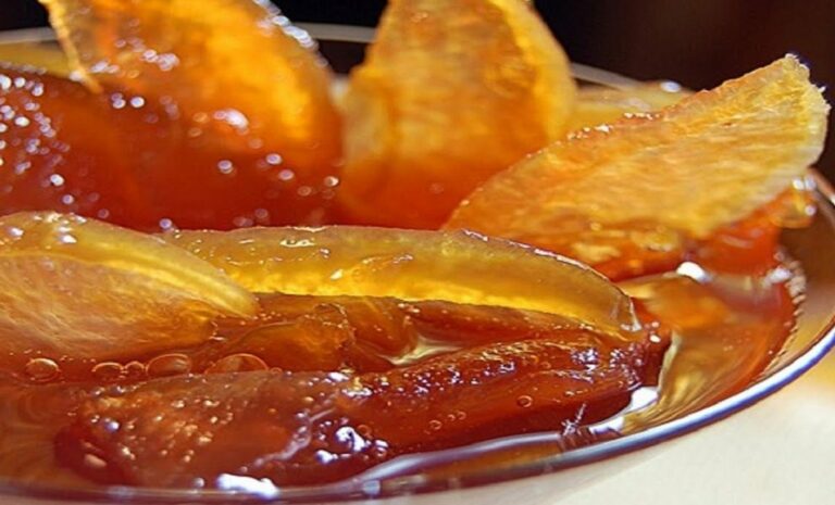 Сухе варення з яблук: рецепт незвичайної заготовки на зиму, яка замінить цукерки - today.ua