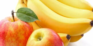 В Украине яблоки стали дороже бананов: почему местные фрукты взлетели в цене - today.ua