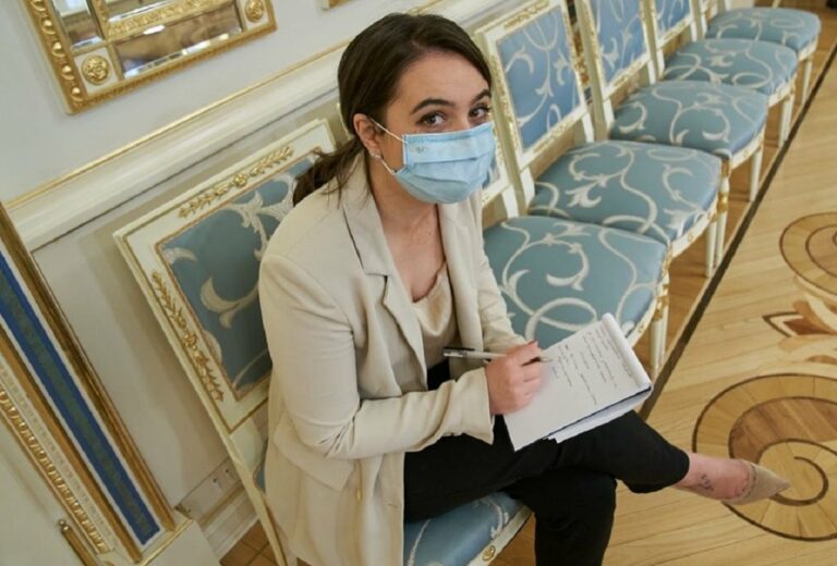 Мендель вперше прокоментувала чутки про інтим з президентом і свою вагітність - today.ua