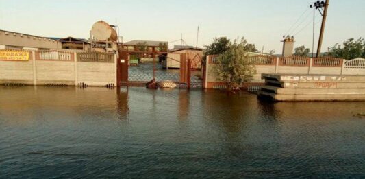 Украинский курорт ушел под воду: в Кирилловке начался настоящий коллапс (видео)  - today.ua