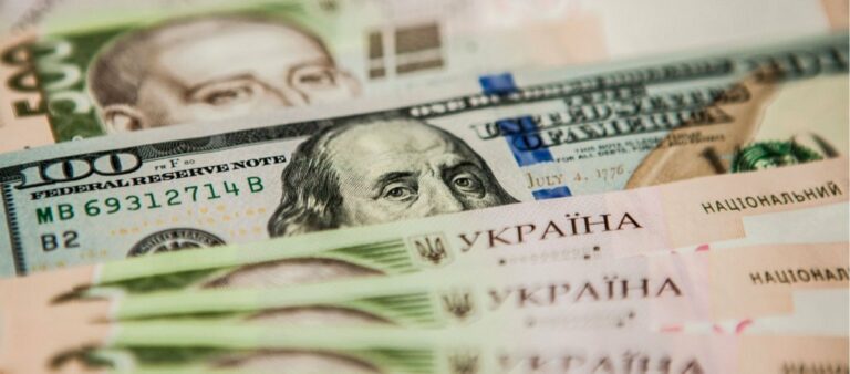 Доллар к концу месяца взлетит: что заставит гривну уступить ему позиции - today.ua