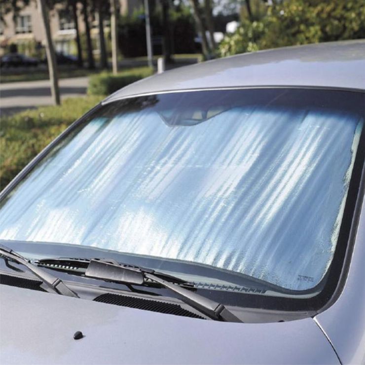 Почему в жару солнцезащитный экран только навредит автомобилю - today.ua