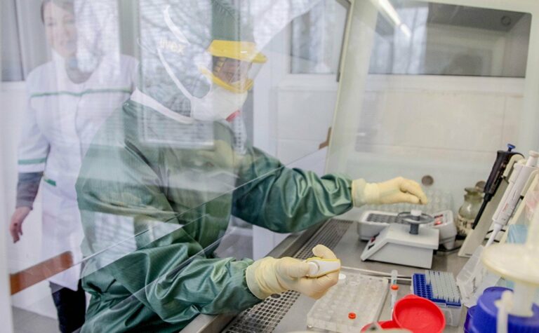 Тревожная весть из ВОЗ: лекарства от коронавируса оказались не эффективными - today.ua