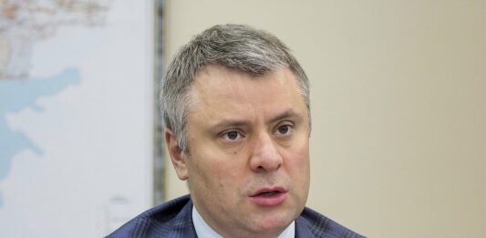  Витренко больше не работает в компании “Навфтогаз“: что стоит за увольнением топ-менеджера - today.ua