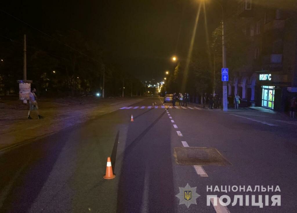 ДТП на Дніпропетровщині: водій Mitsubishi збив на переході трьох людей, загинула 4-річна дитина