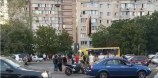 ДТП в Одесі: мотоцикліст на переході збив жінку з двома дітьми, свідки аварії влаштували самосуд - today.ua