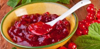 Варення-желе з червоної смородини на зиму: простий рецепт вітамінних ласощів - today.ua