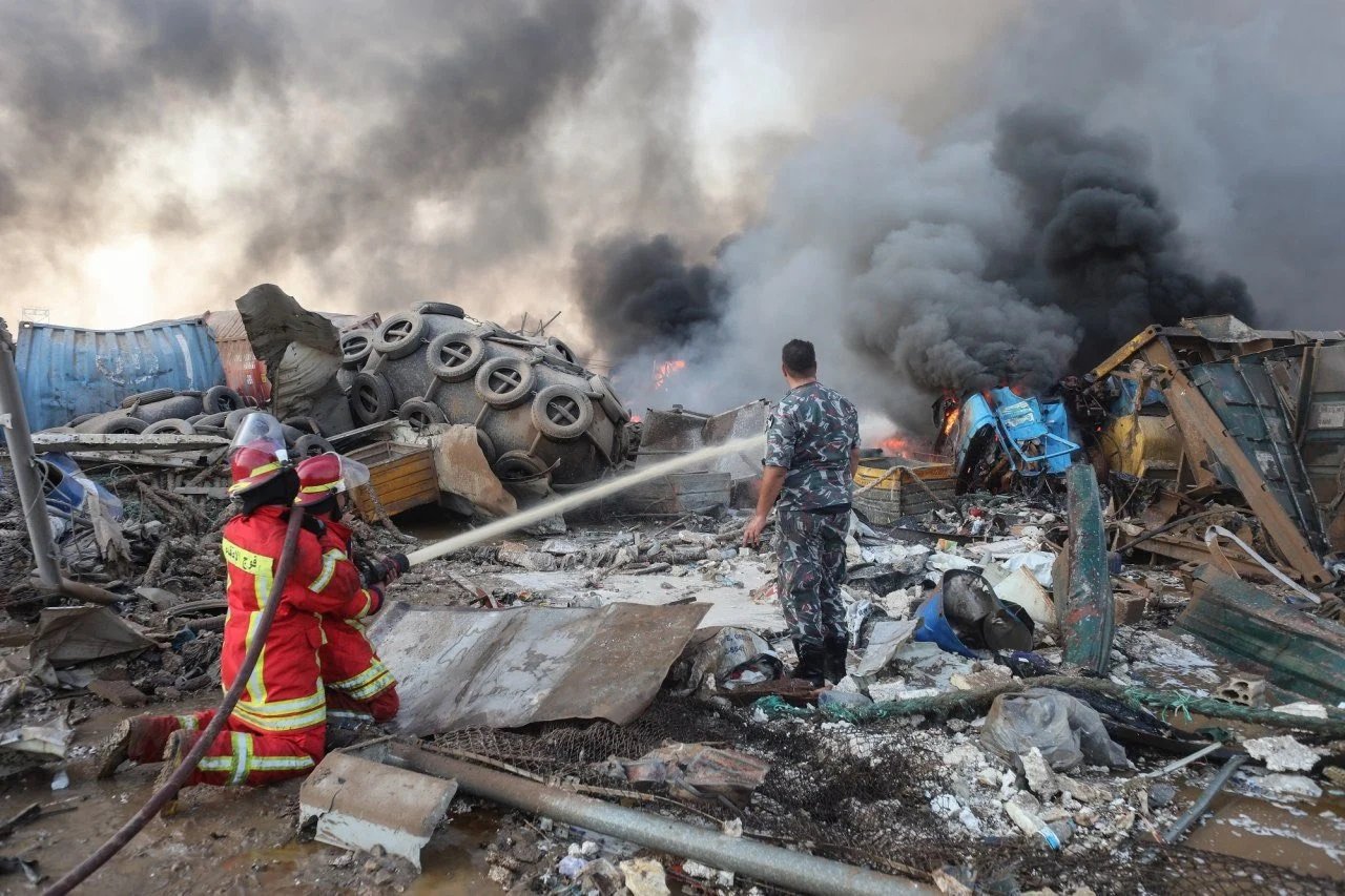 Взрыв в Бейруте – версии катастрофы: рванула селитра, подрыв порта спецами из Израиля или «Хезболлы»