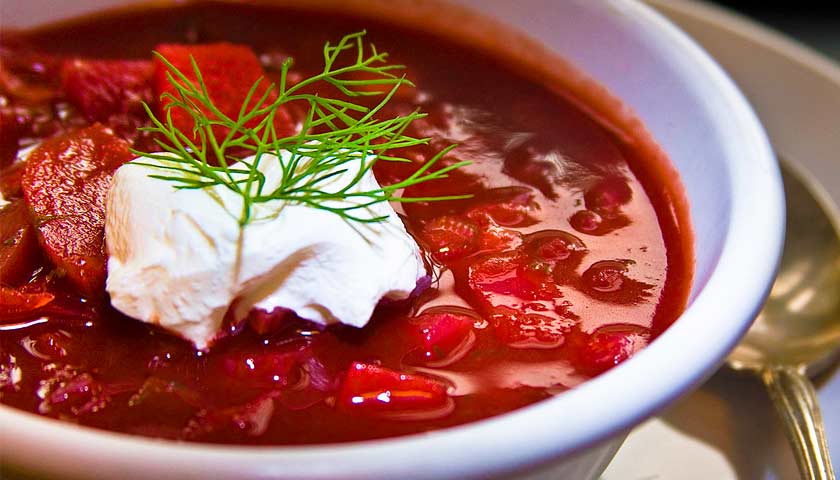 Украинский борщ попал в ТОП-20 лучших в мире супов по рейтингу CNN