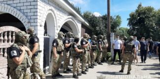 Конфлікт з ромами у Харківській області: село оточене поліцією і спецназом - що там відбувається - today.ua