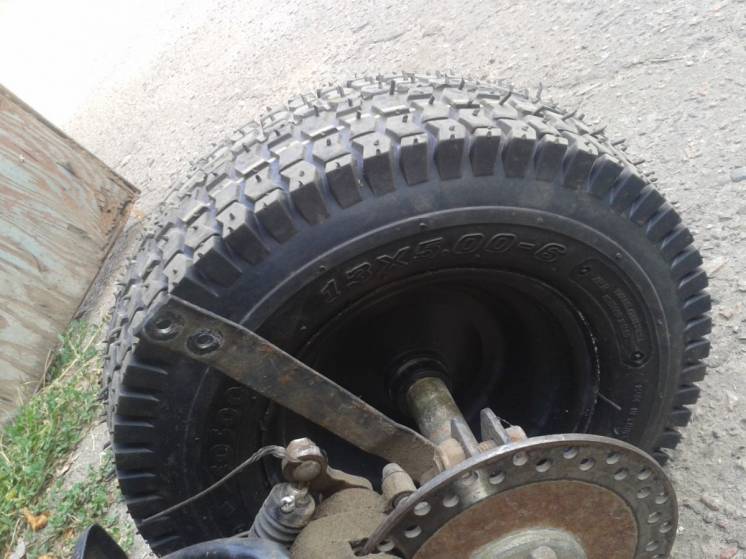 В Днепре 9-летний мальчик совершил ДТП и скрылся, оставив сбитого велосипедиста