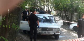 В Днепре в салоне припаркованного автомобиля взорвалась граната: водителю оторвало обе руки - today.ua
