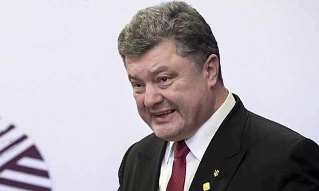 Порошенко розкритикував позицію Зеленського з приводу подій в Білорусі: “На двох стільцях всидіти не можна“ - today.ua