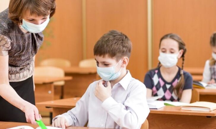 В Украине из-за коронавируса назревает “холодная война“ между учителями и родителями школьников - today.ua
