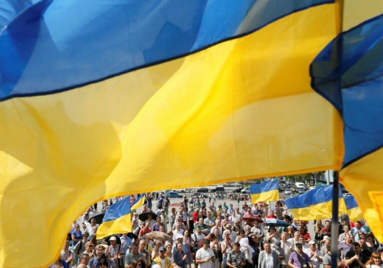 Українці розповіли всю правду, в якій країні хотіли би народитися - today.ua