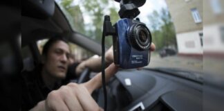 Как водителю правильно ответить полицейскому, которому не нравится, что его снимают? - today.ua