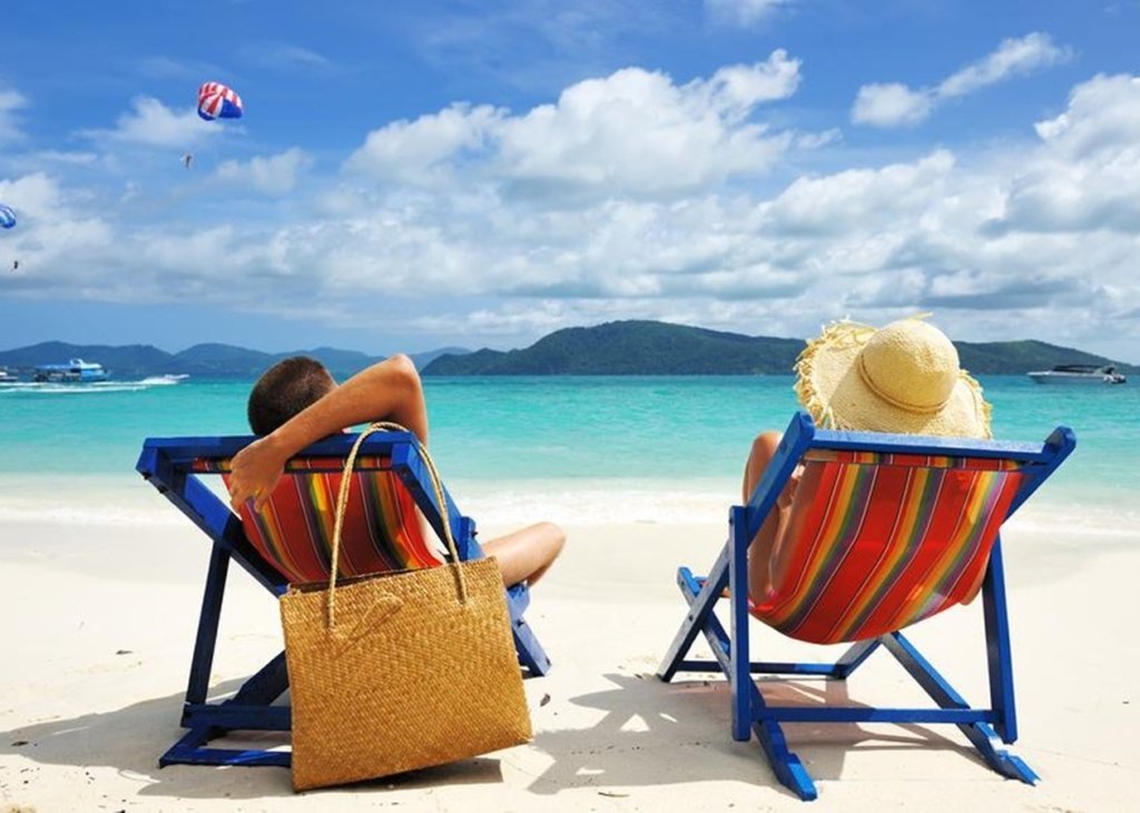 Кому и где запретят отдых в августе: информация от главного санитарного врача Украины