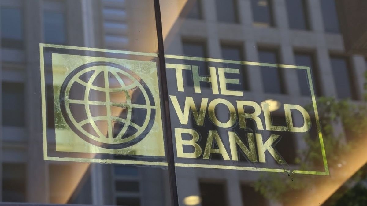Світовий банк вимагає від України якнайшвидшого прийняття законів про продаж землі