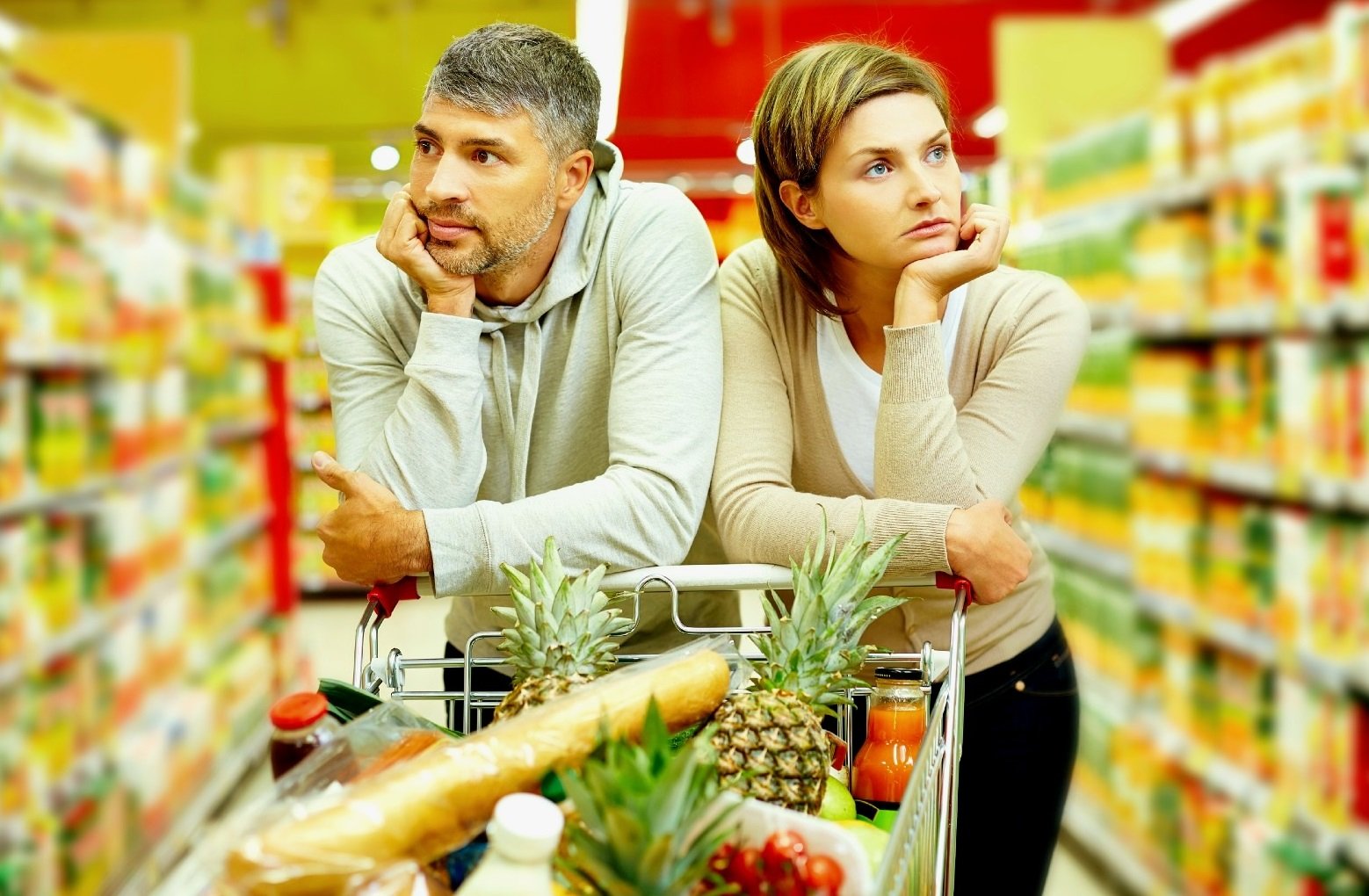 Продукты с бесконечным сроком годности: какую еду стоит запасать впрок на случай кризиса - today.ua