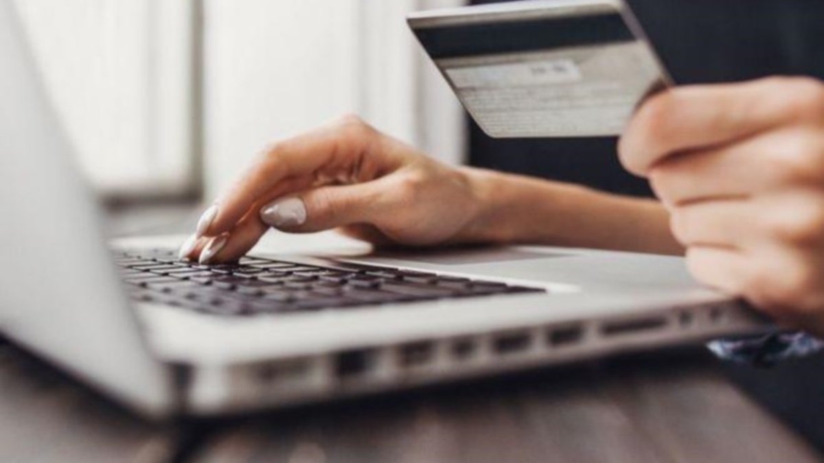 Налоговая получит полный доступ к банковским операциям украинцев: «Все как в Европе»