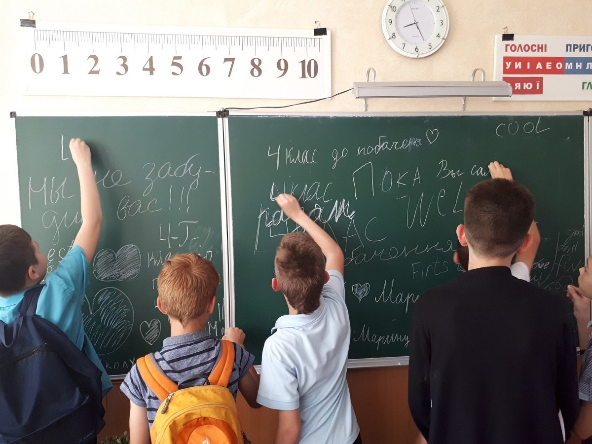 У школах України оцінки ставити не будуть: в МОН придумали нові правила оцінювання