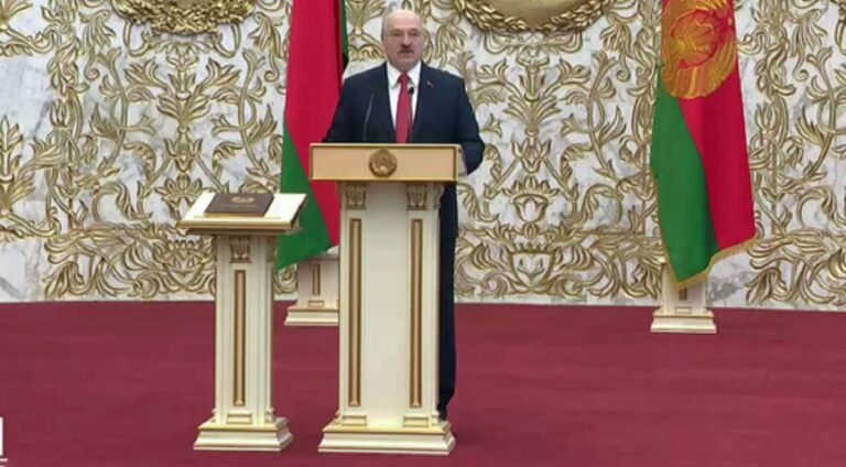 Лукашенко резко ответил на обвинения в тайной инаугурации: «Мы никого не должны предупреждать» - today.ua