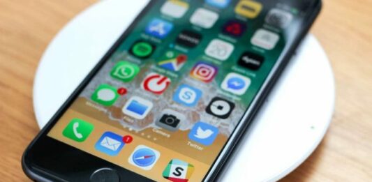 Vodafone распродает iPhone по акционной цене: условия акции      - today.ua