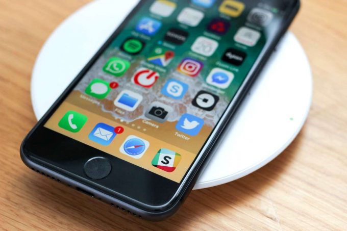 Vodafone распродает iPhone по акционной цене: условия акции      - today.ua