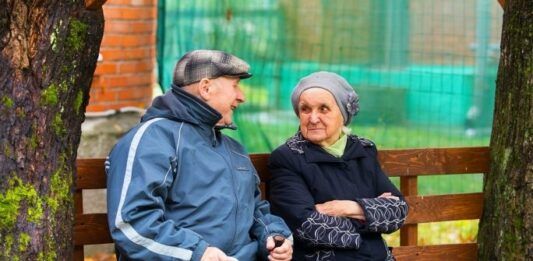 Українцям розповіли, як отримувати високу пенсію: названо стаж і зарплату - today.ua