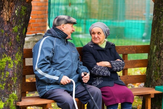 Украинцам рассказали, как получать высокую пенсию: названы стаж и зарплата  - today.ua