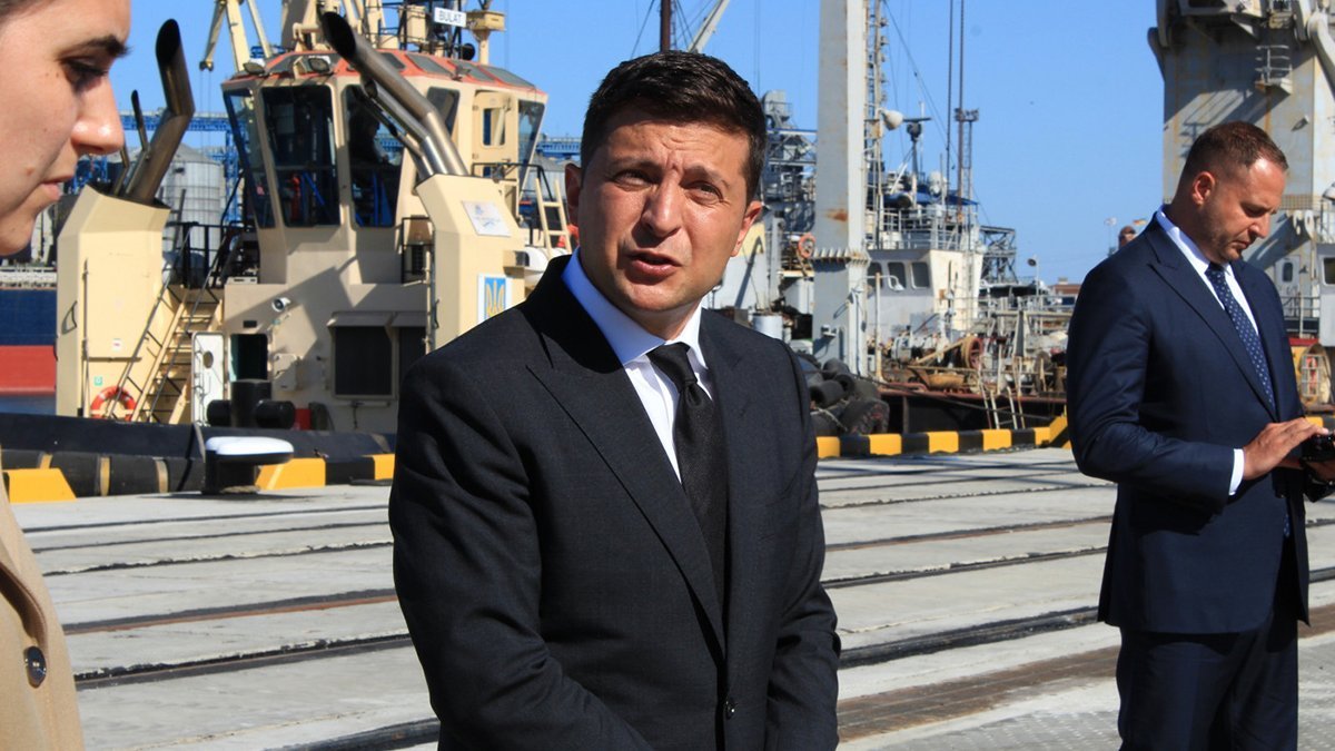 Зеленський звернувся до прихильників Шарія: Не можу говорити з людьми, які мене не знають - today.ua