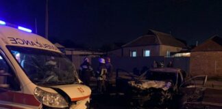 Нічна ДТП з автомобілем швидкої допомоги в Харкові: від зіткнення автомобіль спалахнув - today.ua