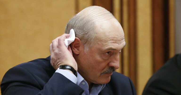 Астролог рассказал о побеге Лукашенка с Беларуси и новом лидере страны  - today.ua