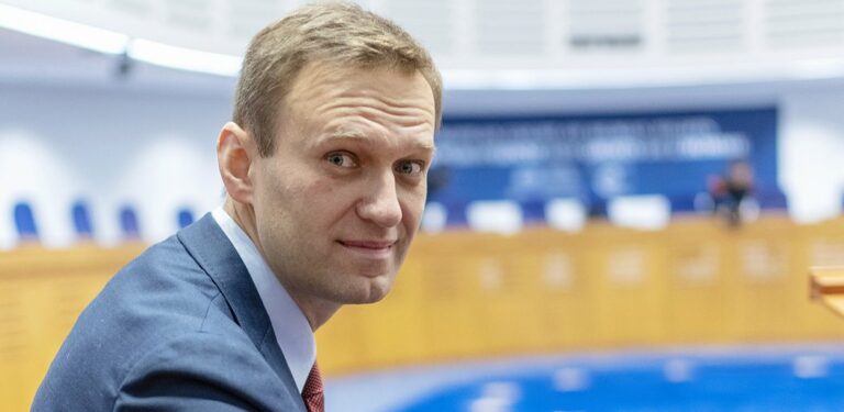В России отвергают версию об отравлении Навального, говорят – все из-за диеты - today.ua