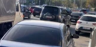 Киевлянин оригинально защитил авто от эвакуатора - today.ua