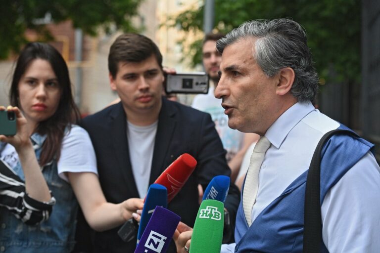 Защитника Ефремова в деле о ДТП лишили адвокатского статуса: теперь он расскажет все, что скрывали - today.ua