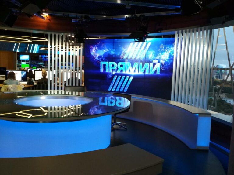 Телеканал “Прямий“ закрыть нельзя оставить: у Порошенко хотят отнять рупор - цена вопроса - today.ua