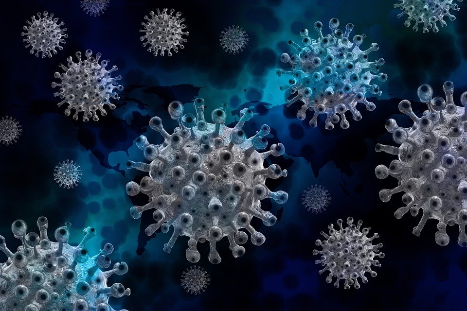 Осень настала - коронавирус будет жить дольше: ученые рассказали, в какое время года он более живуч