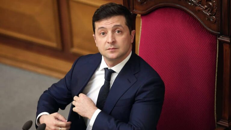 Порошенко назвал Зеленского самым дорогим президентом Украины: расходы зашкаливают - today.ua