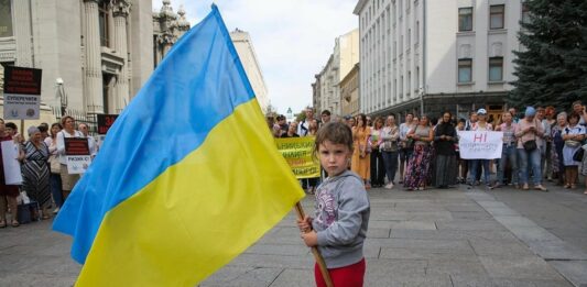 Українці заробляють менше громадян В'єтнаму та Молдови: статистика МВФ - today.ua