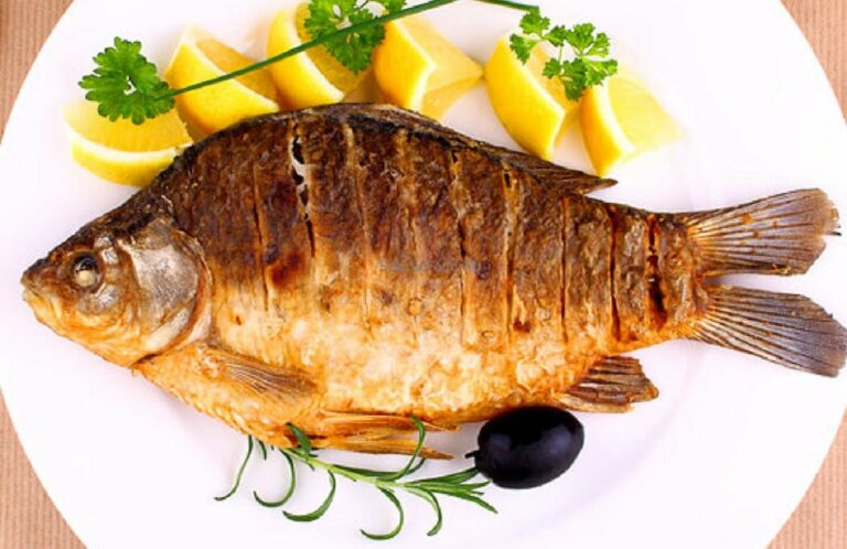 Жареная рыба с золотистой корочкой: секреты приготовления от шеф-повара - today.ua
