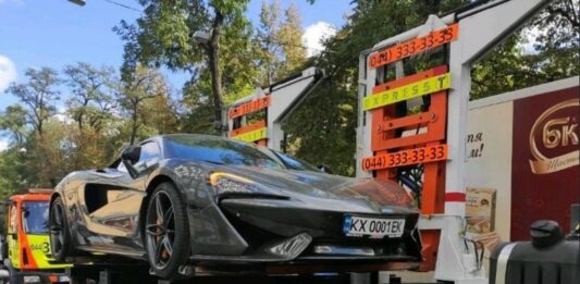 В Киеве забрали на штрафплощадку суперкар McLaren - today.ua